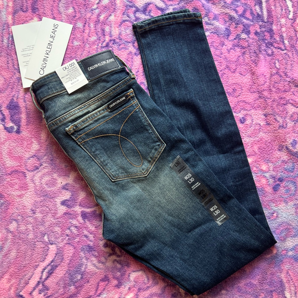 Calvin Klein Jeans- Super Skinny 25x30